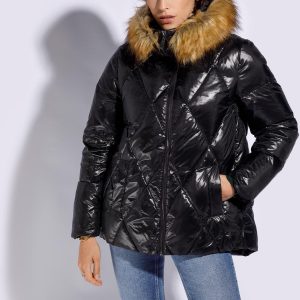 Damska kurtka puchowa pikowana trapezowa