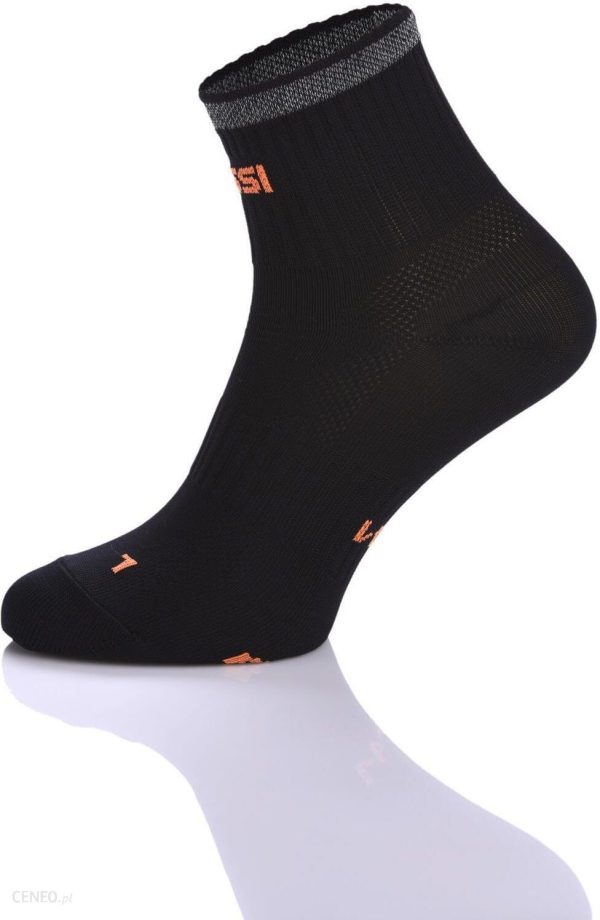 Nessi Sportswear Skarpety Sportowe Trail R Oddychające Z Odblaskiem Czarny